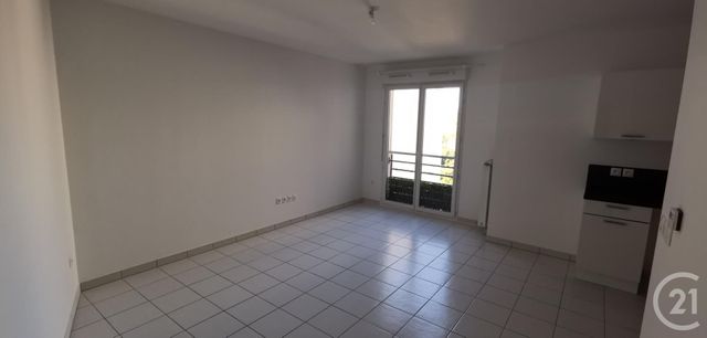 Appartement Studio à louer - 1 pièce - 31.82 m2 - DRANCY - 93 - ILE-DE-FRANCE - Century 21 Pierrimo